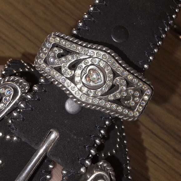 TONY LAMA Sz 34 NWOT Rhinestone Heart Buckle Silver Studs Leather Western Belt main image 13